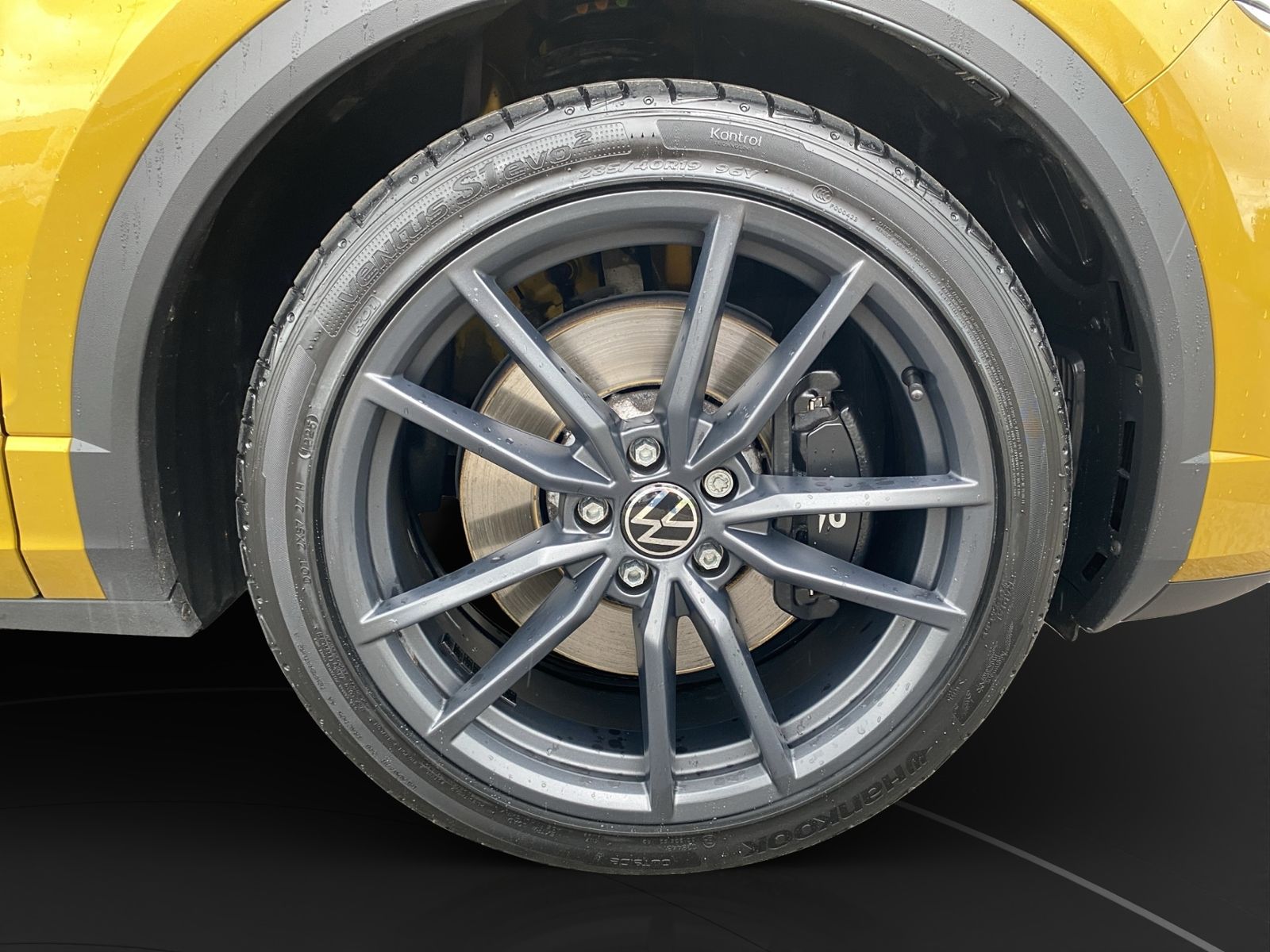 Volkswagen T-Roc R 2.0 TSI OPF 4Motion - Samsaru's Car Outlet
