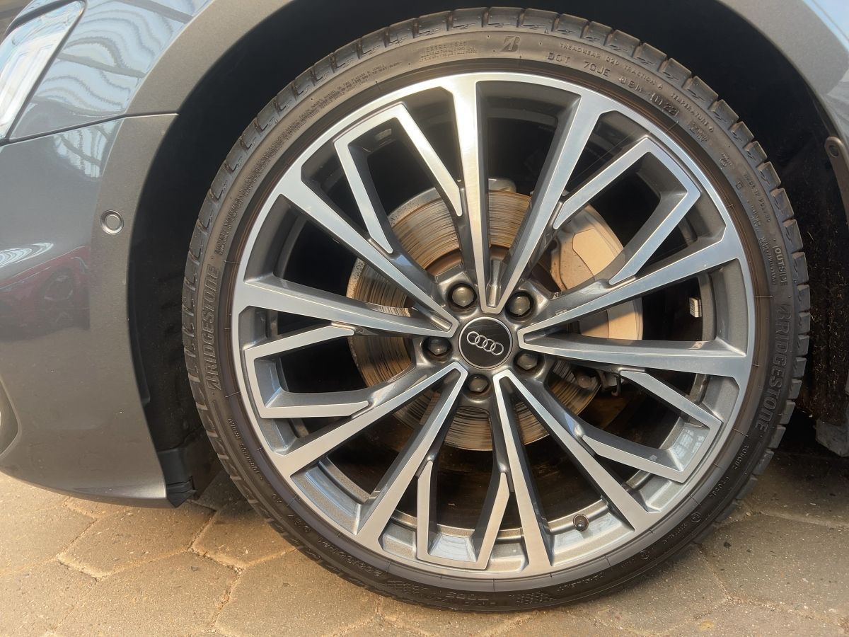 Audi A6 Avant 45 TFSI sport quattro S tronic S line - Samsaru's Car Outlet