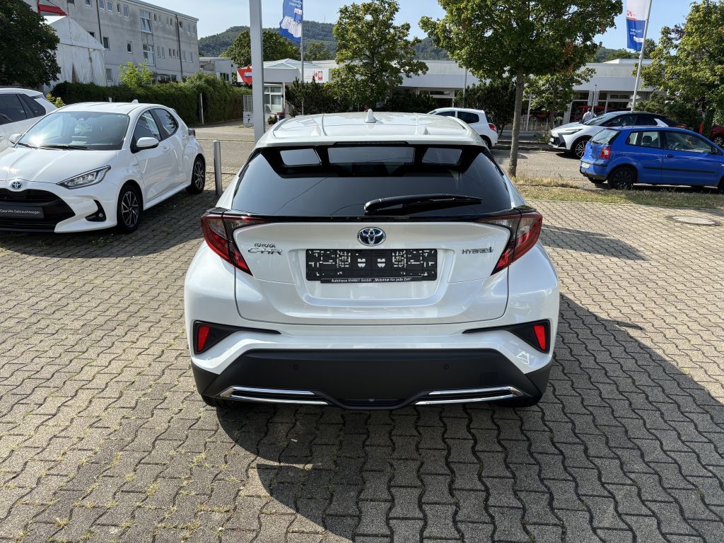 Toyota C-HR 2.0 Hybrid Team Deutschland