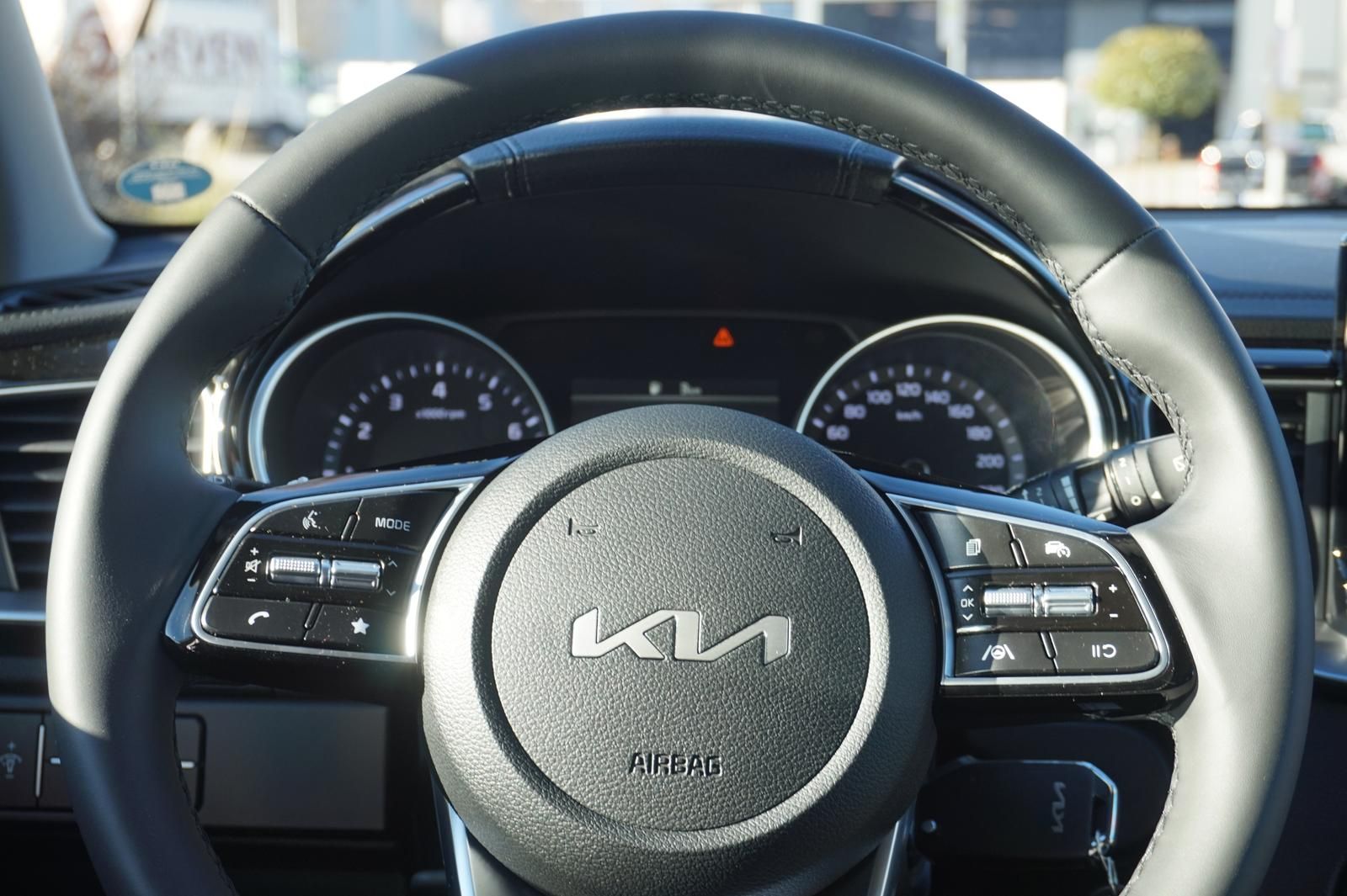 Kia XCeed 1.5 T-GDI SPIRIT - Samsaru's Car Outlet