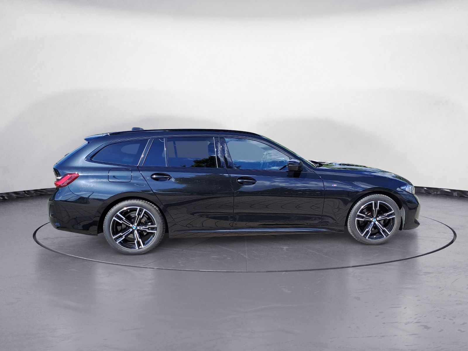 BMW 320d Touring M Sport Shadow - Samsaru's Car Outlet