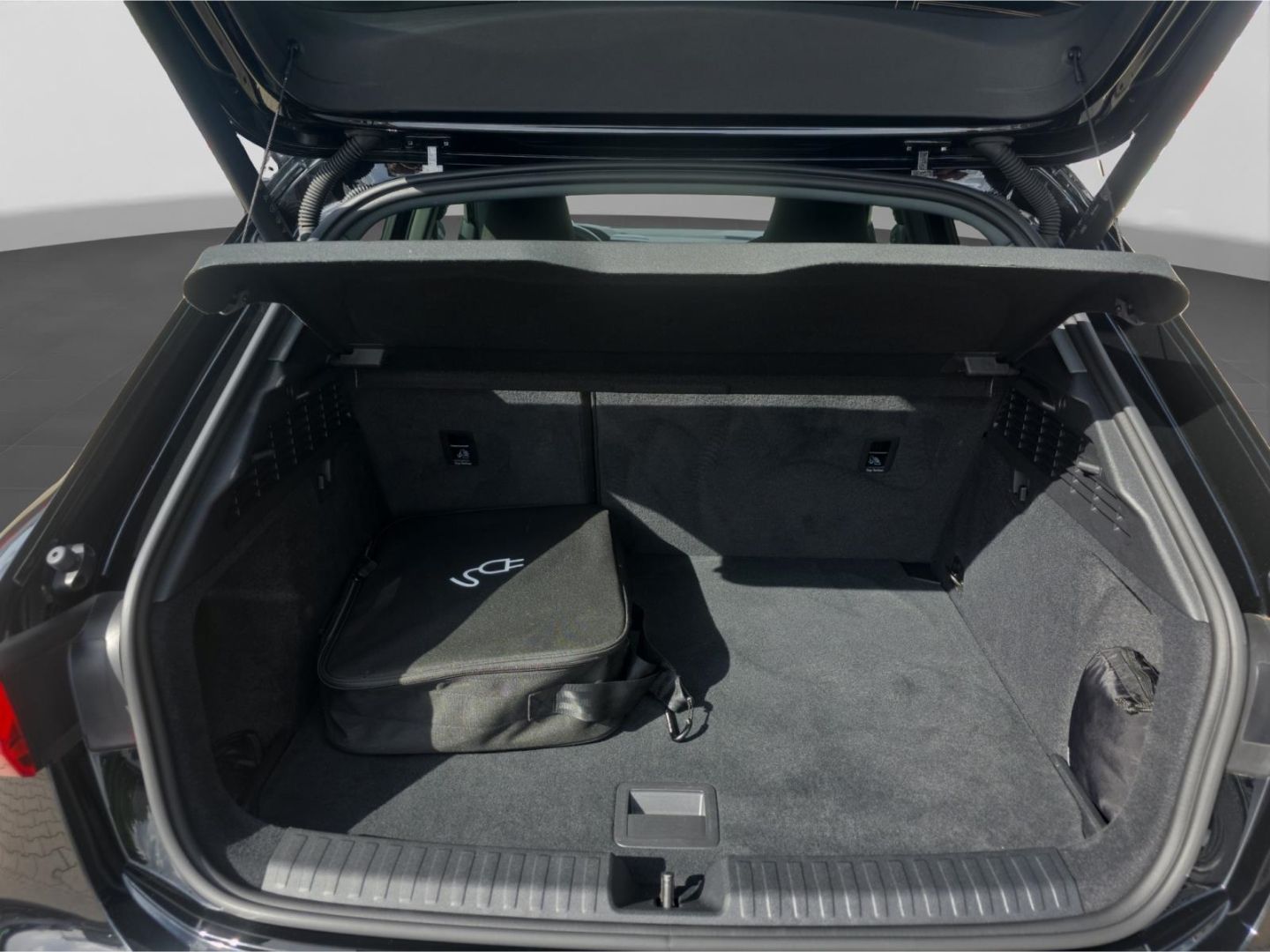 Audi A3 Sportback 40 1.4 TFSI e Alu LED Pano Navi ACC