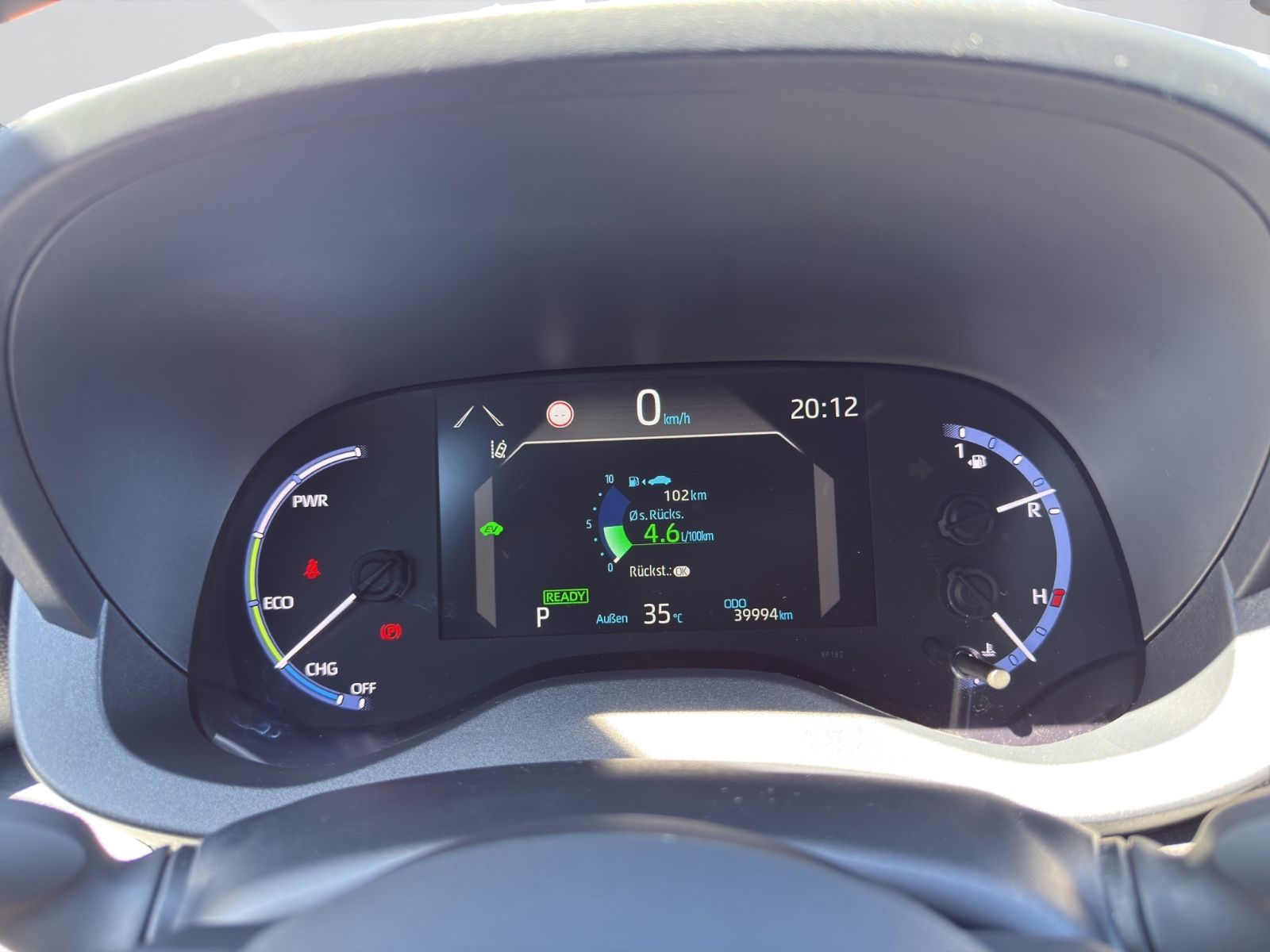 Toyota Yaris Cross Hybrid Team D *ALLE PAKETE*