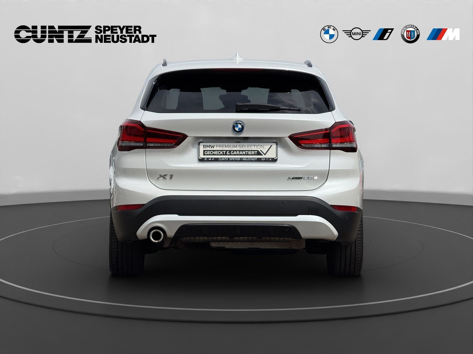 BMW X1 xDrive25e - Samsaru's Car Outlet