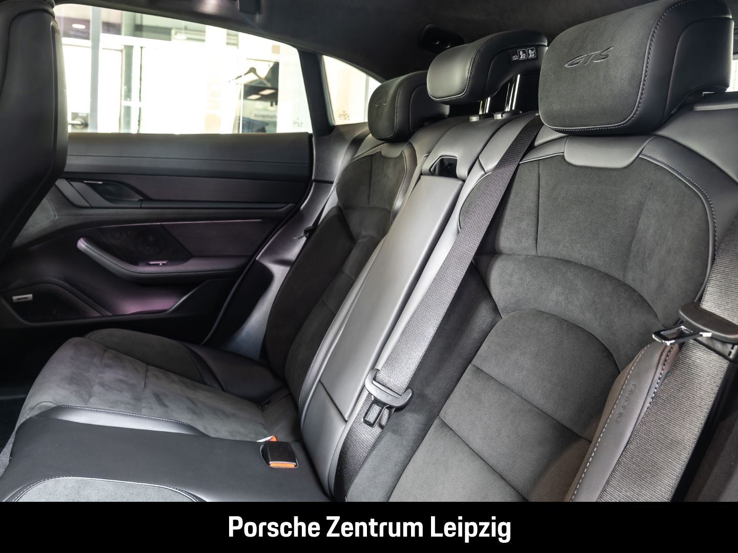 Porsche Taycan GTS Sport Turismo BOSE Surround-View LED