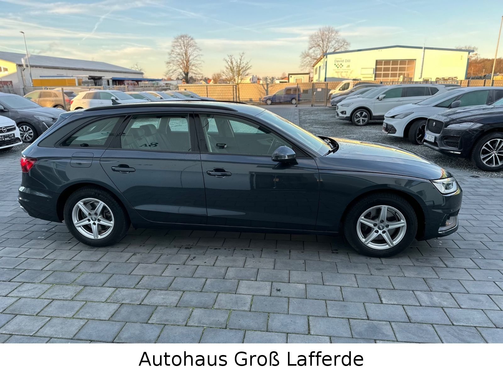 Audi A4 Avant 35 TFSI - Samsaru's Car Outlet