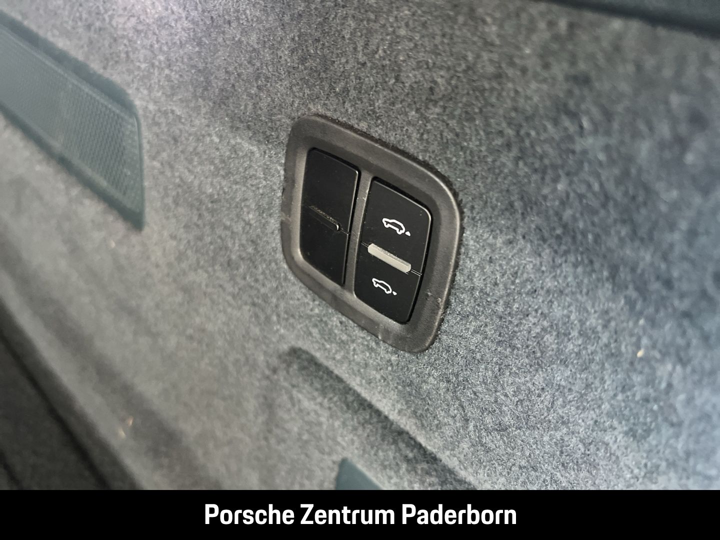 Porsche Cayenne E-Hybrid Coupe Surround-View LED-Matrix