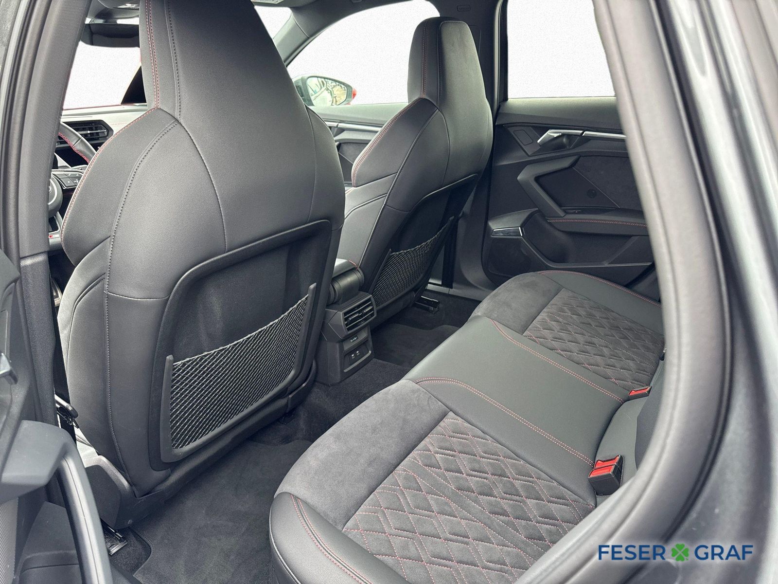 Audi A3 Spb. 35 TFSI - 2 x S line - Samsaru's Car Outlet