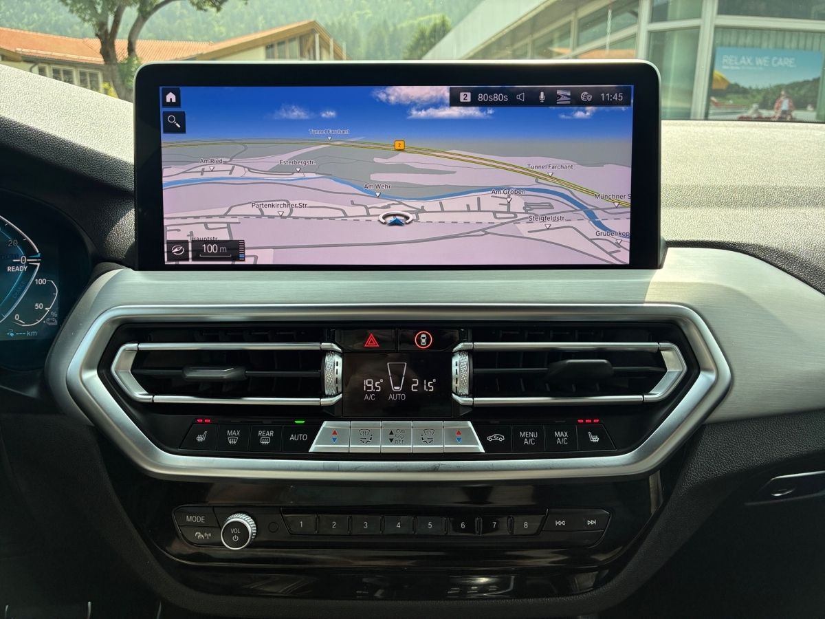 BMW X3 xDrive30e M Sport - Samsaru's Car Outlet