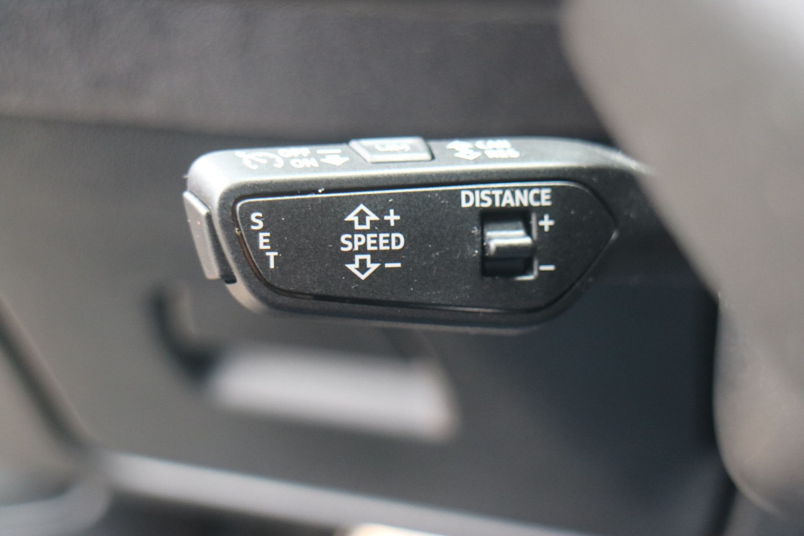 Audi A5 Avant 2,0TFSI-Quattro-S-Line-ACC-AHK-