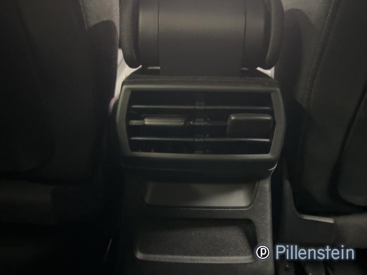 Audi A3 LIMO TDI S-TR ADVANCED AHK+LED+OPTIK+17"