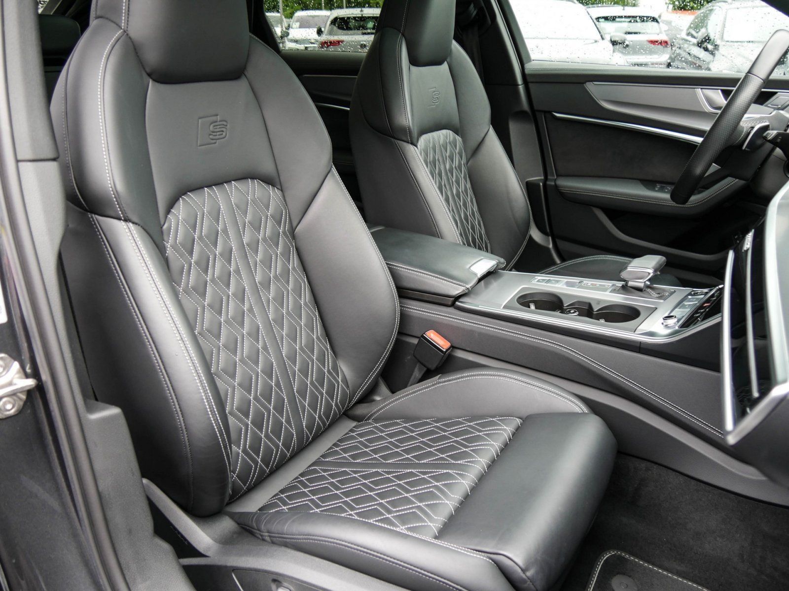 Audi A6 Avant 55 TFSI e Sport S-Line - Samsaru's Car Outlet