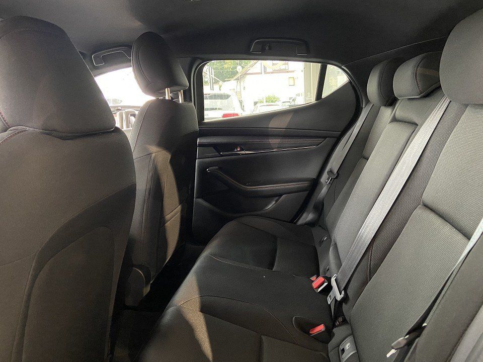 Mazda 3 2.5 140PS Homura Voll-LED RFK Alexa Apple CarP