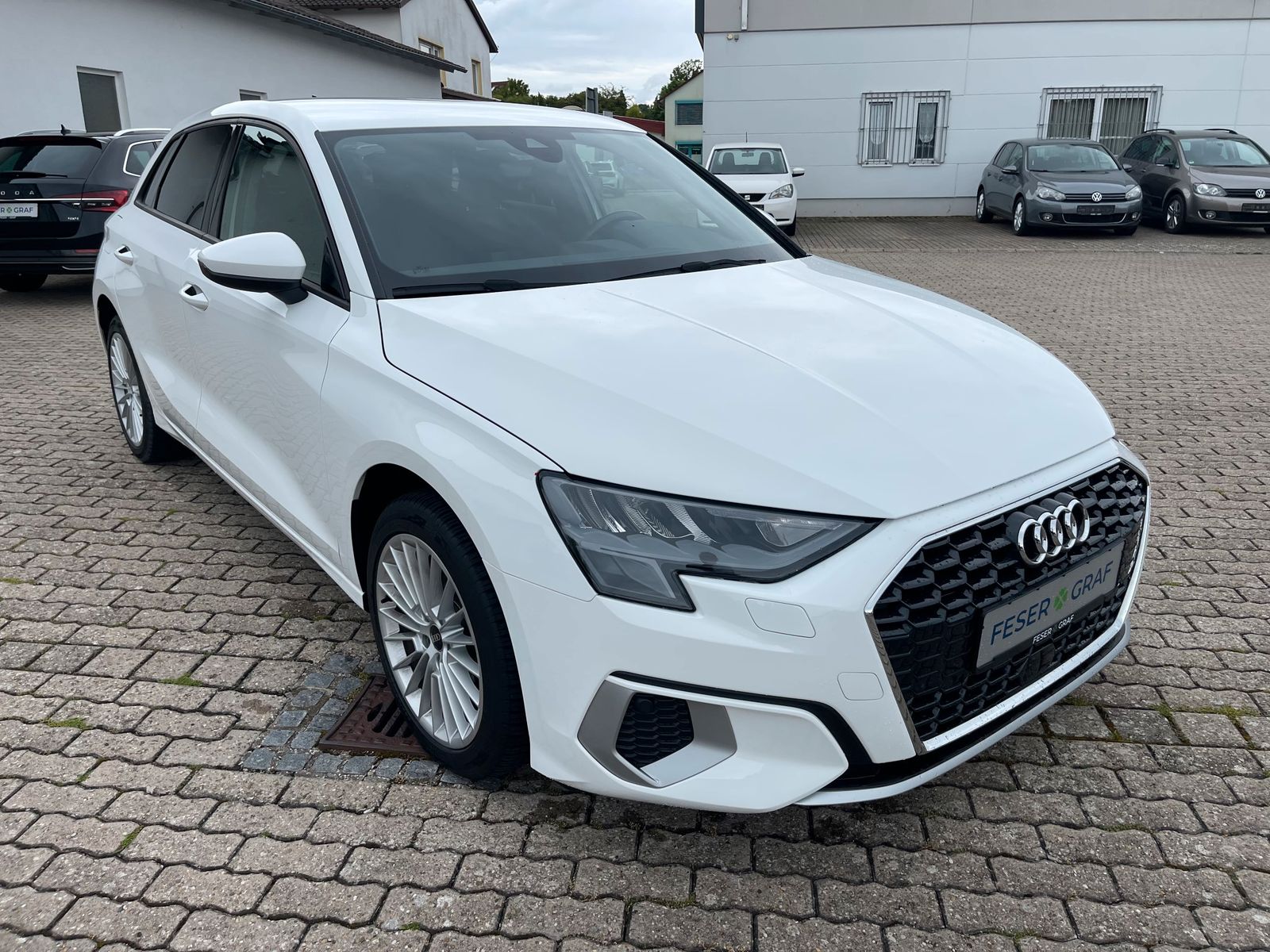 Audi A3 Spb. 40 TFSIe advanced NAV VIRTUAL DAB