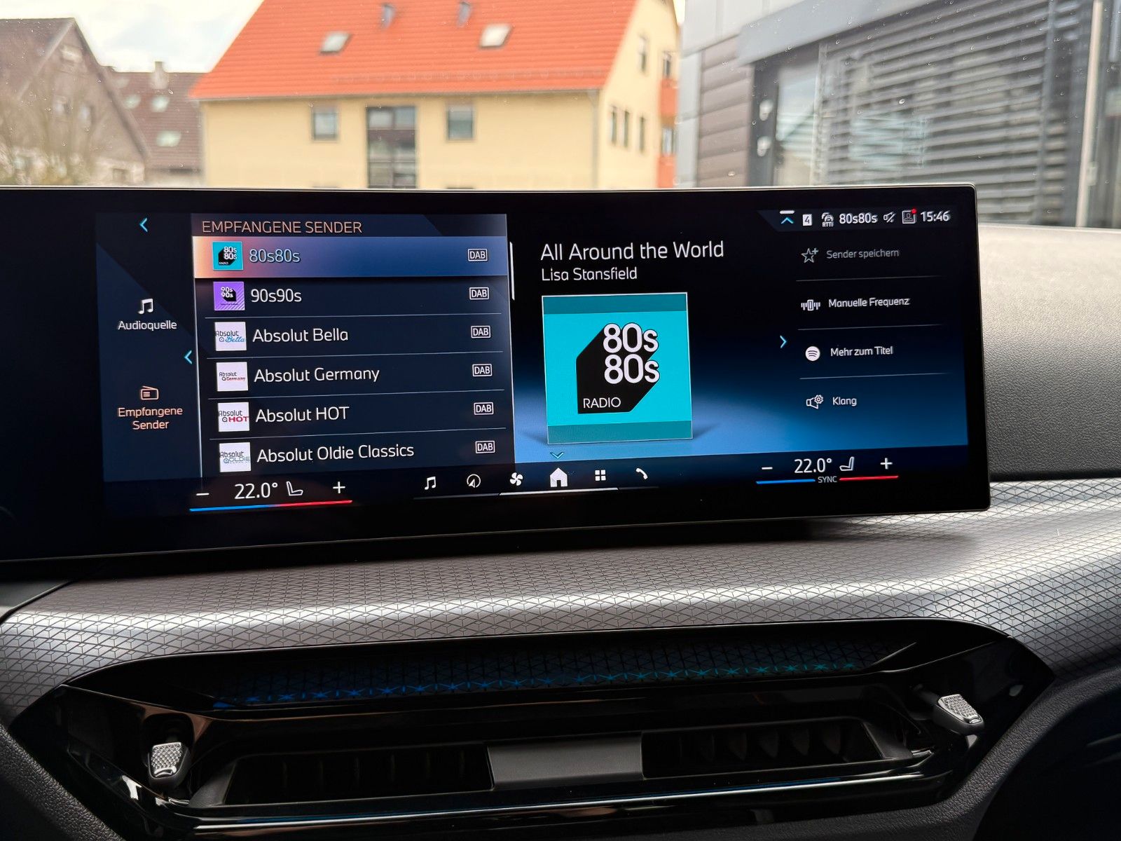 BMW 320i M Sport 18" HuD AHK ACC 360° hifi LED+