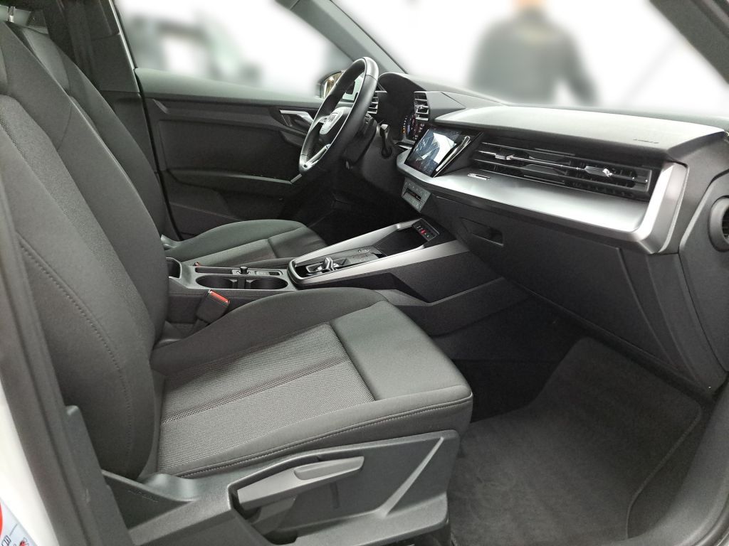 Audi A3 35 TFSI Sportback S tronic NAVI SHZ PDC ACC