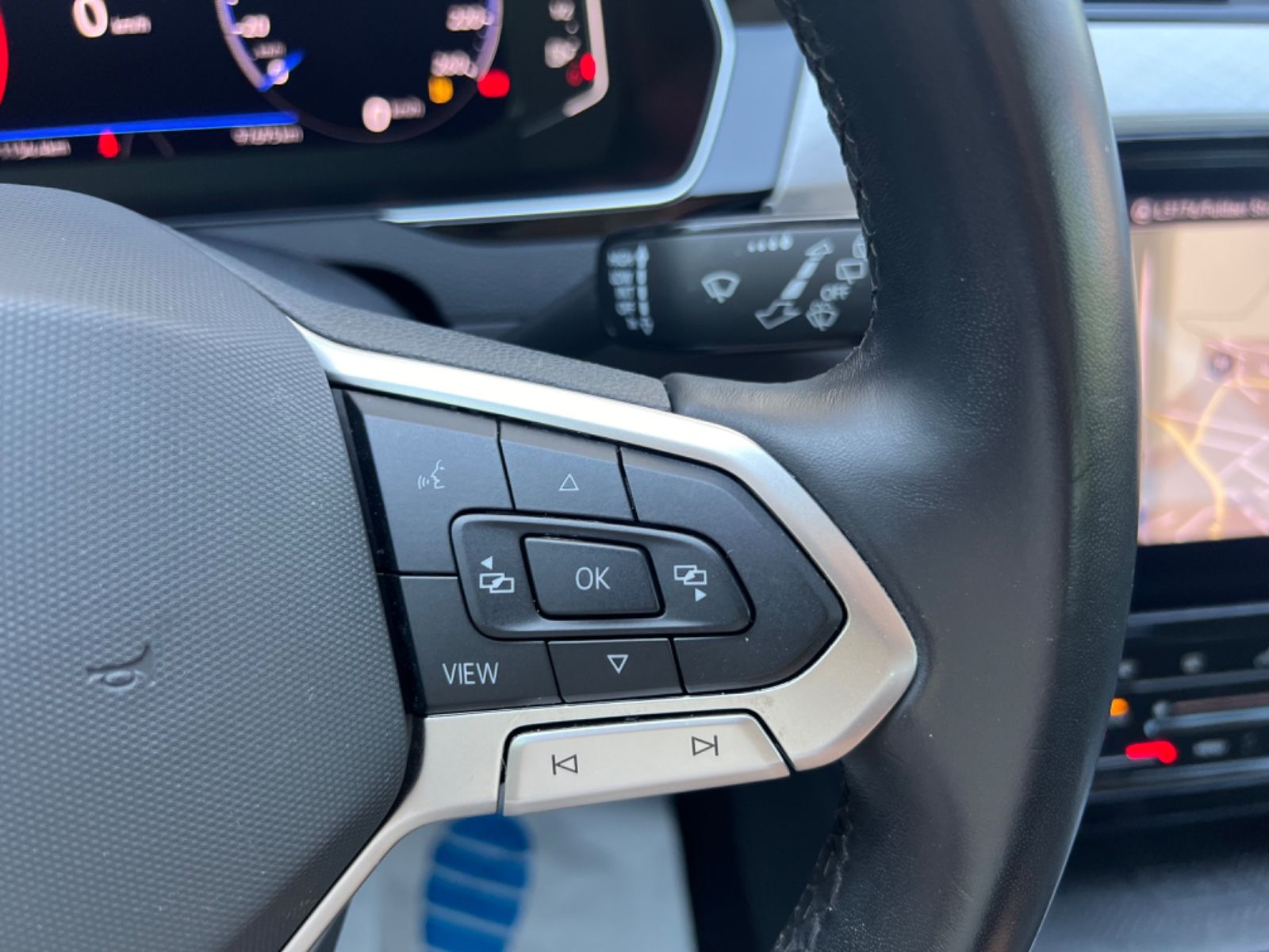 Volkswagen Passat 2.0 TDI - Samsaru's Car Outlet