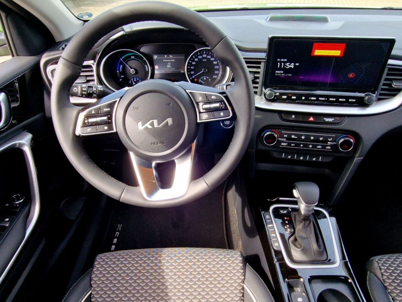 Kia XCeed 1.6 GDi PHEV Spirit - Samsaru's Car Outlet