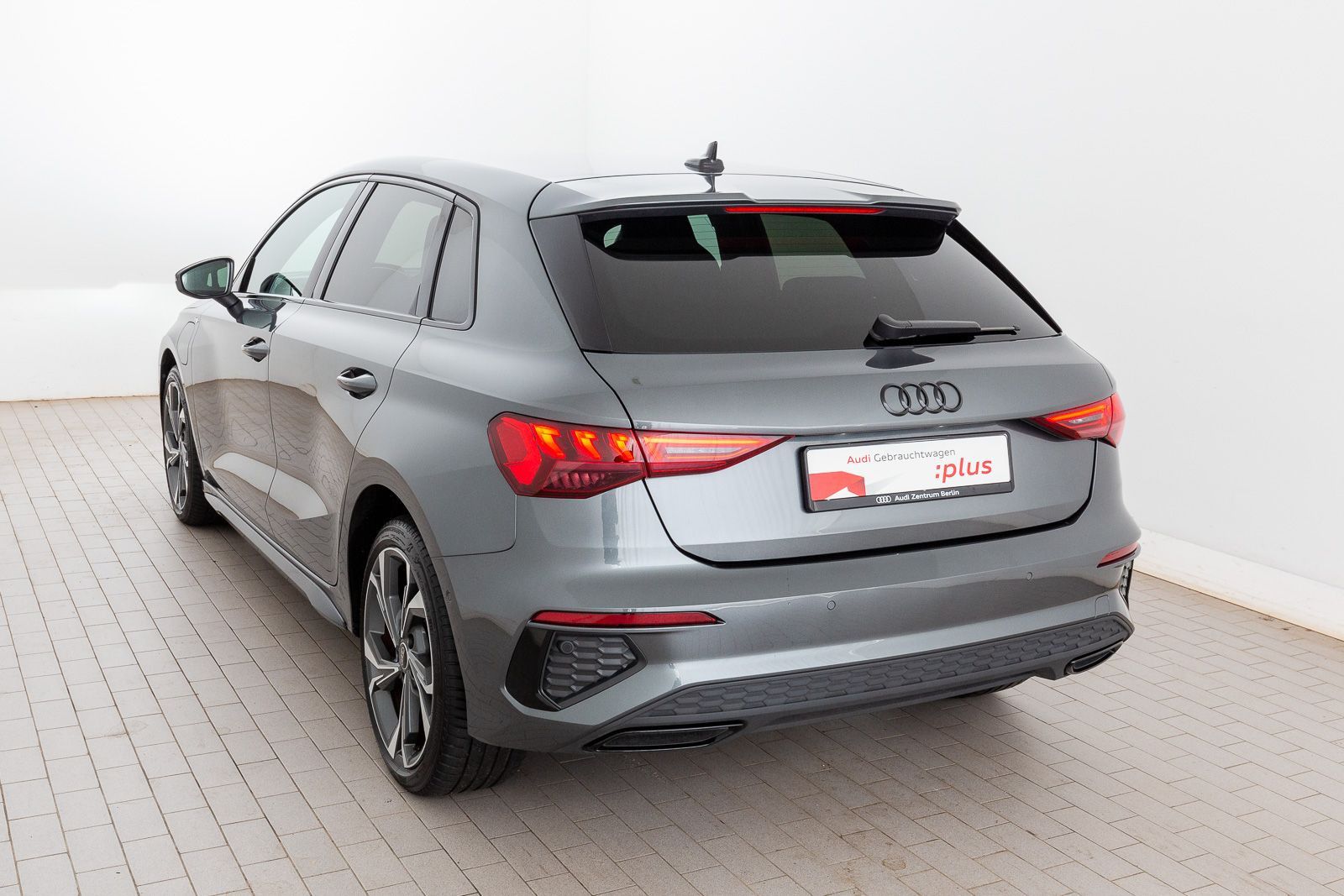 Audi A3 Sportback S line 45 TFSI e S tr. LED NAVI VIR