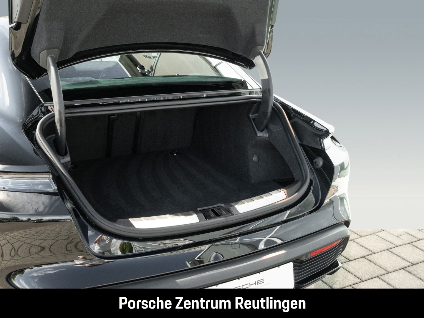 Porsche Taycan GTS BOSE 21-Zoll Luftfederung LED-Matrix