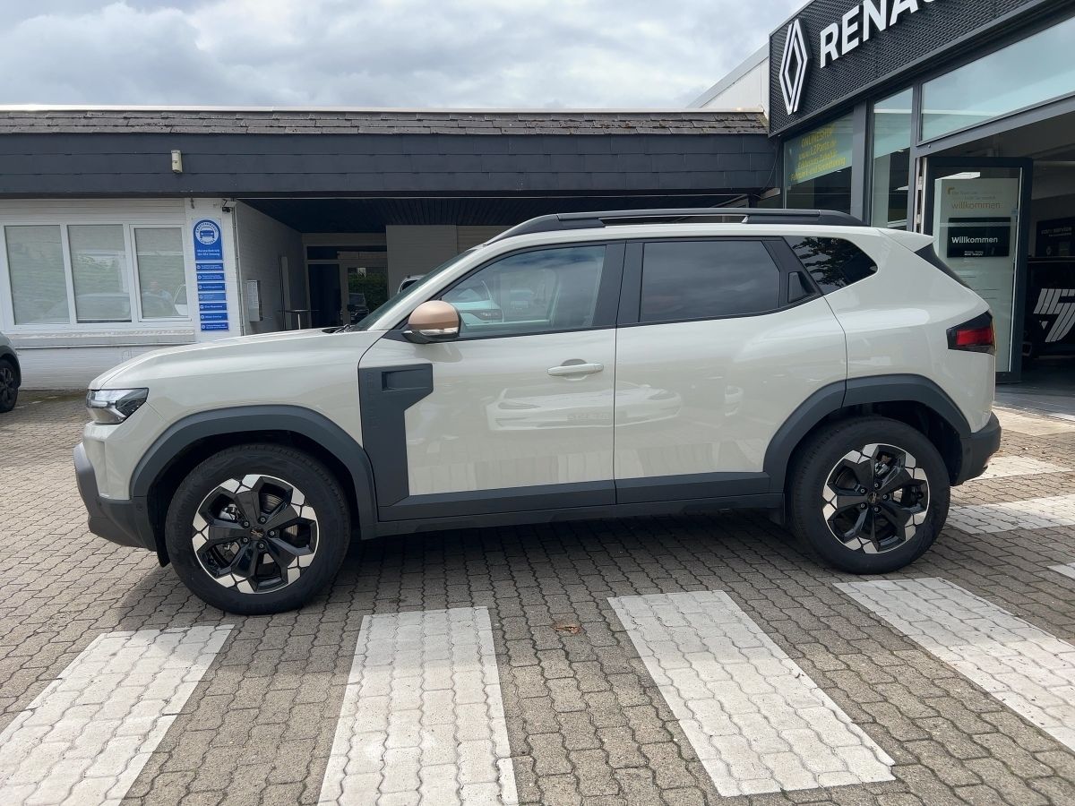 Dacia Duster Extreme HYBRID 140 - Samsaru's Car Outlet