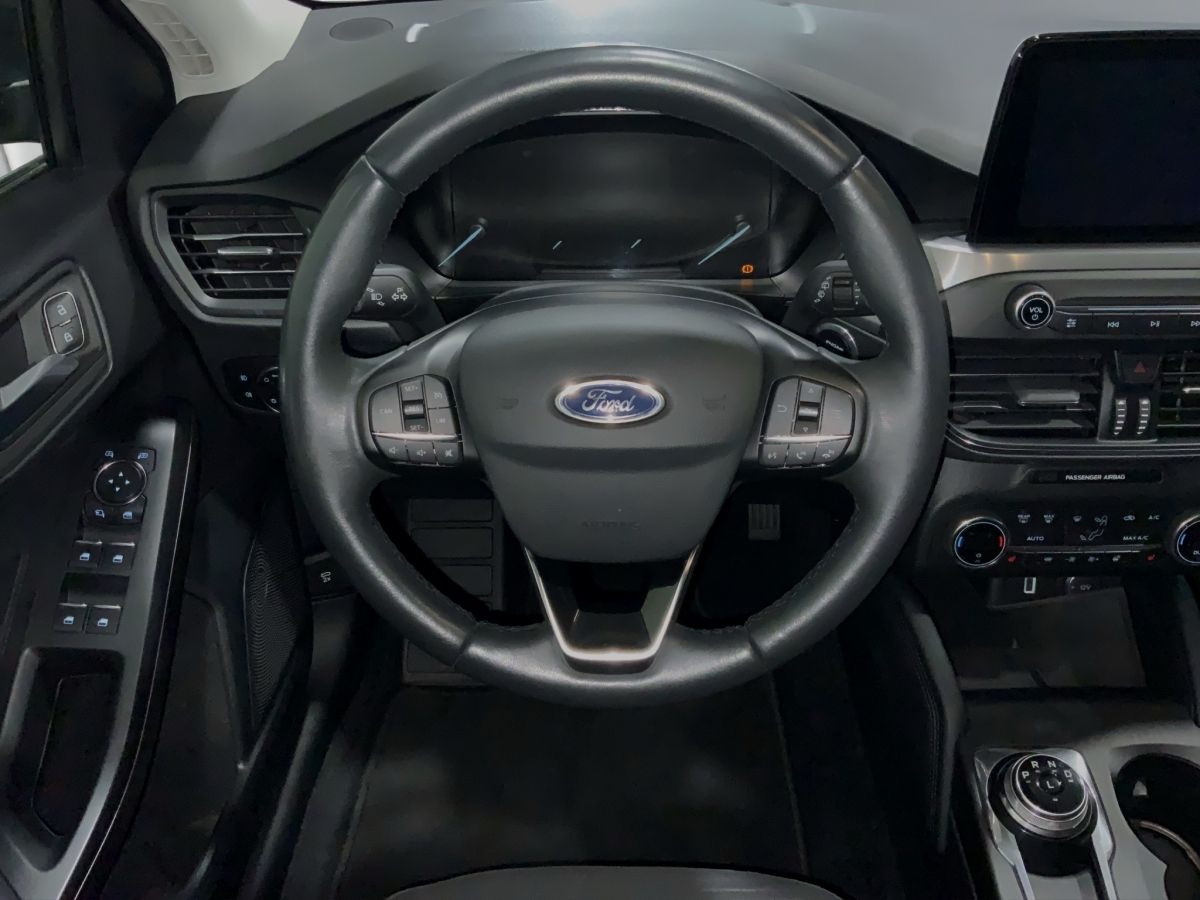 Ford Focus Titanium 1.0 EcoBoost - Samsaru's Car Outlet