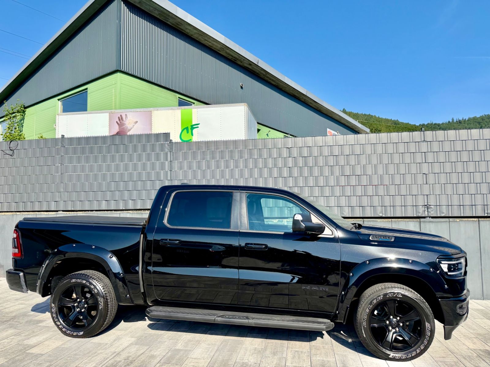 Dodge RAM 5,7 V8 HEMI-WIDEBODY-SPORT/EDITION-CREW CAB