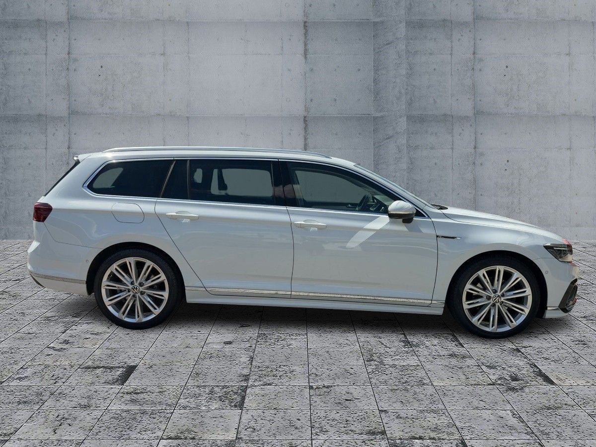Volkswagen Passat Variant 2.0 TDI 4M R-LINE MATRIX+NAVI+360