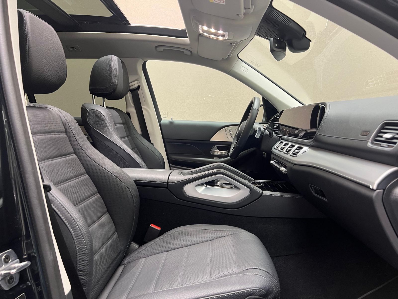 Mercedes-Benz GLS350 d 4M - Samsaru's Car Outlet