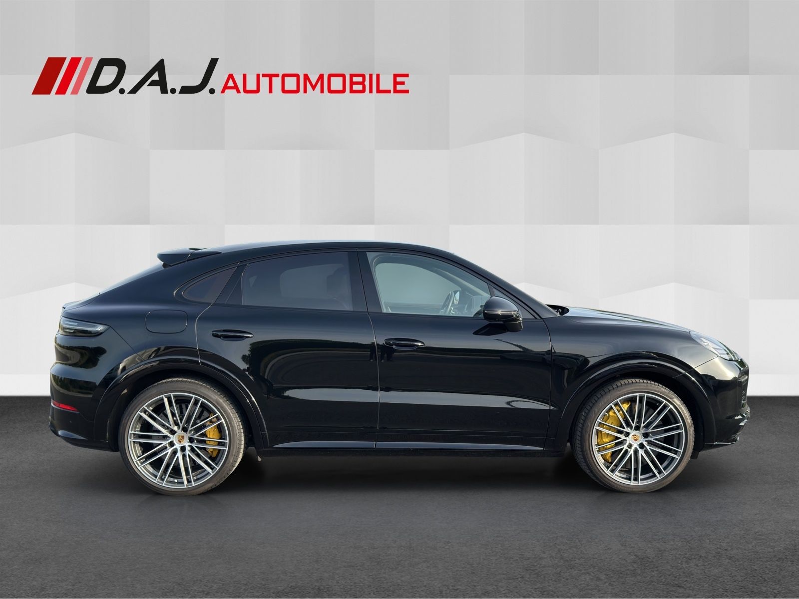 Porsche Cayenne Coupe Sport Design Keramik Luft Inno 360