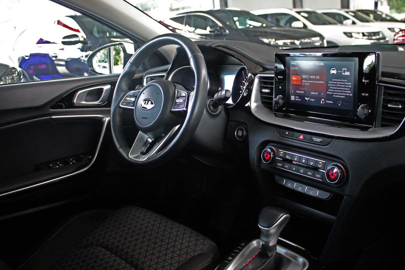 Kia Ceed Sportswagon Plug-in Hybrid Vision - Samsaru's Car Outlet