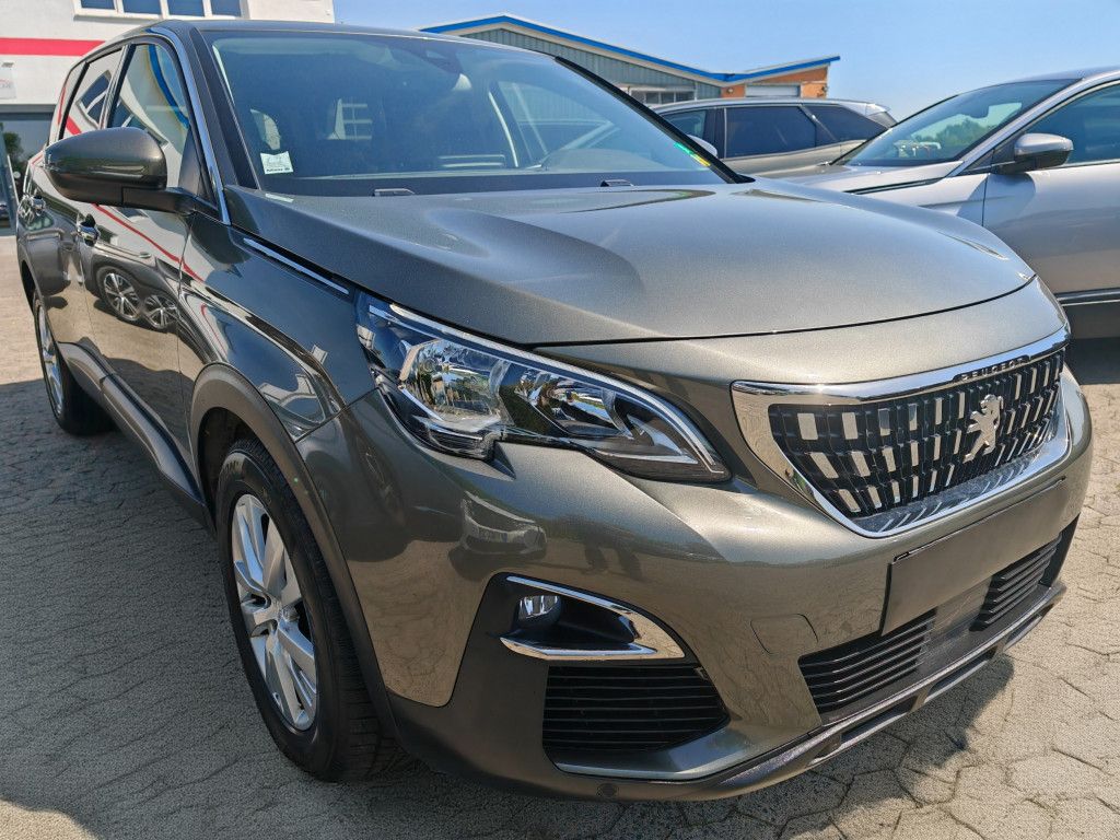 Peugeot 5008 BlueHDI 130 EAT8 KOMFORTSITZ - Samsaru's Car Outlet
