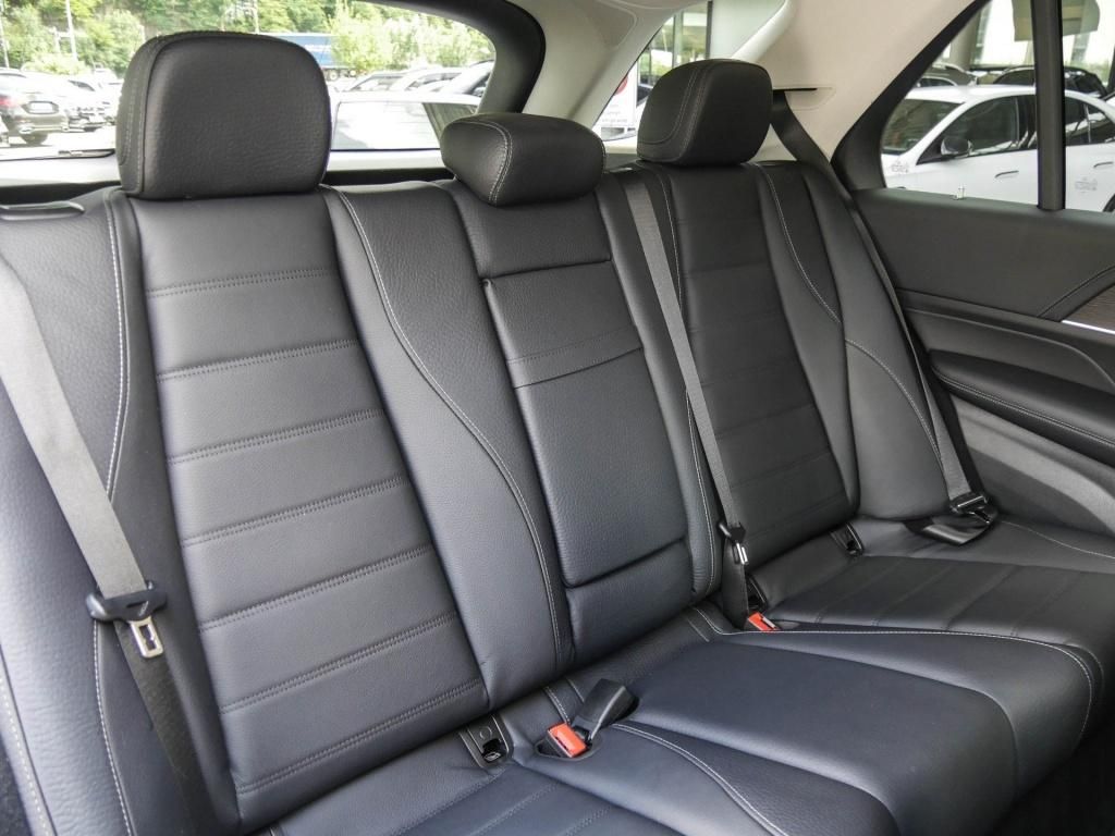 Mercedes-Benz GLE 450 4MATIC +MBUX+Wide+Burm+AHK+360+MBeam+HUD