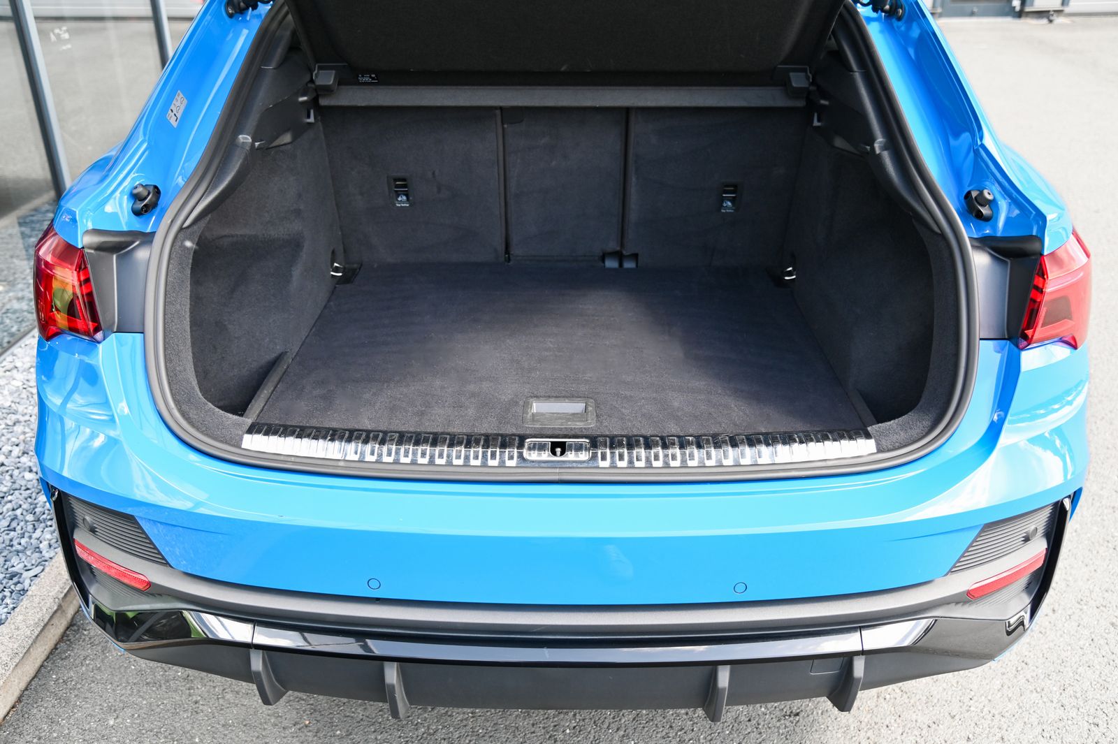 Audi Q3 Sportback 40 TFSI quattro S line - Samsaru's Car Outlet
