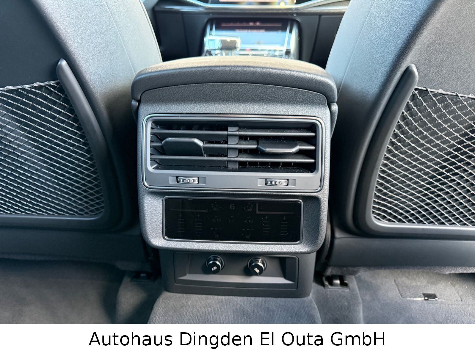 Audi Q8 50 TDI quattro S Line Competition Plus