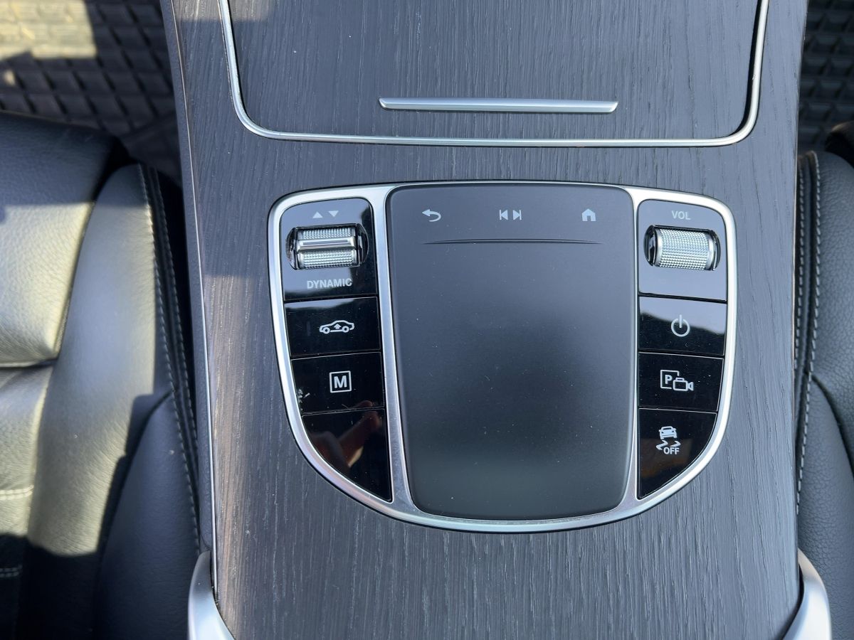 Mercedes-Benz GLC 300 de 4Matic AMG Line - Samsaru's Car Outlet