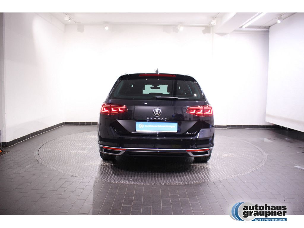 Volkswagen Passat Variant 2.0 TSI DSG Elegance 4Motion 360°