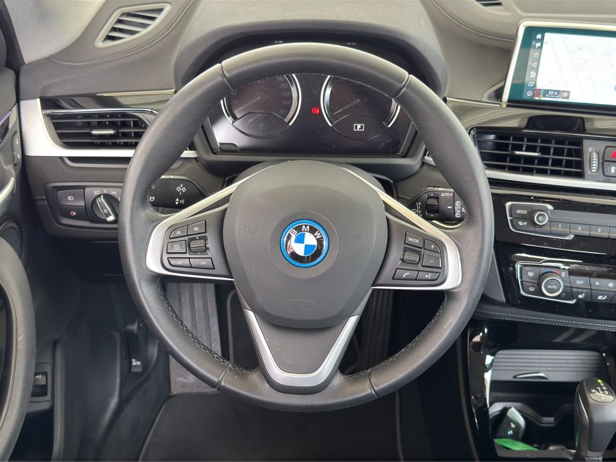 BMW X1 xDrive25e Sport Line - Samsaru's Car Outlet