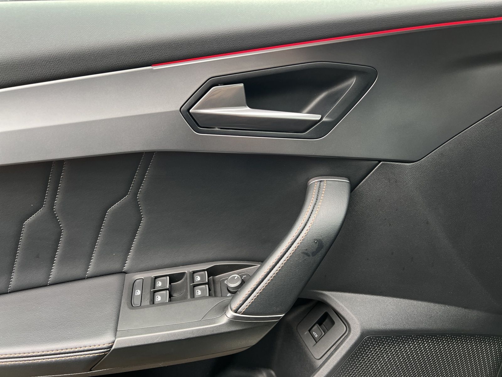 Cupra Formentor 2.0 TSI VZ LM19 AHK PANO LEDER BEATS