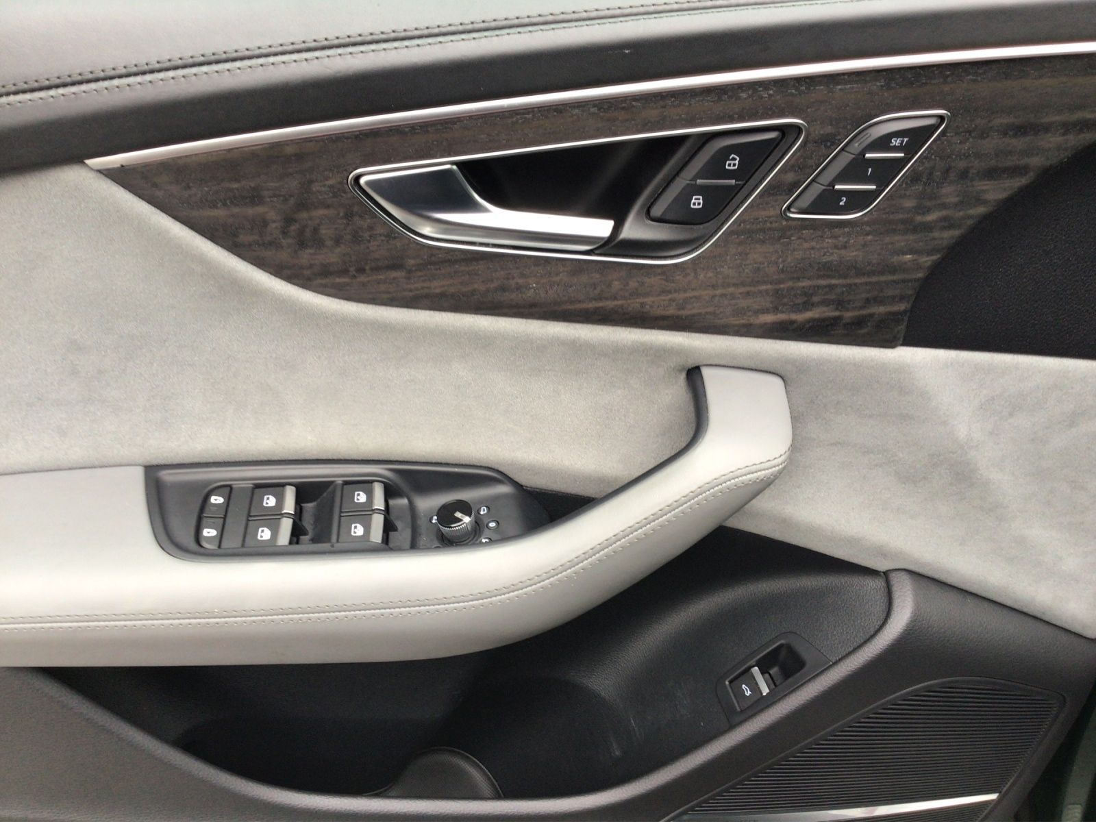 Audi Q8 50 TDI qua S-LINE AHK/HDMATRIX/LEDER/HUD