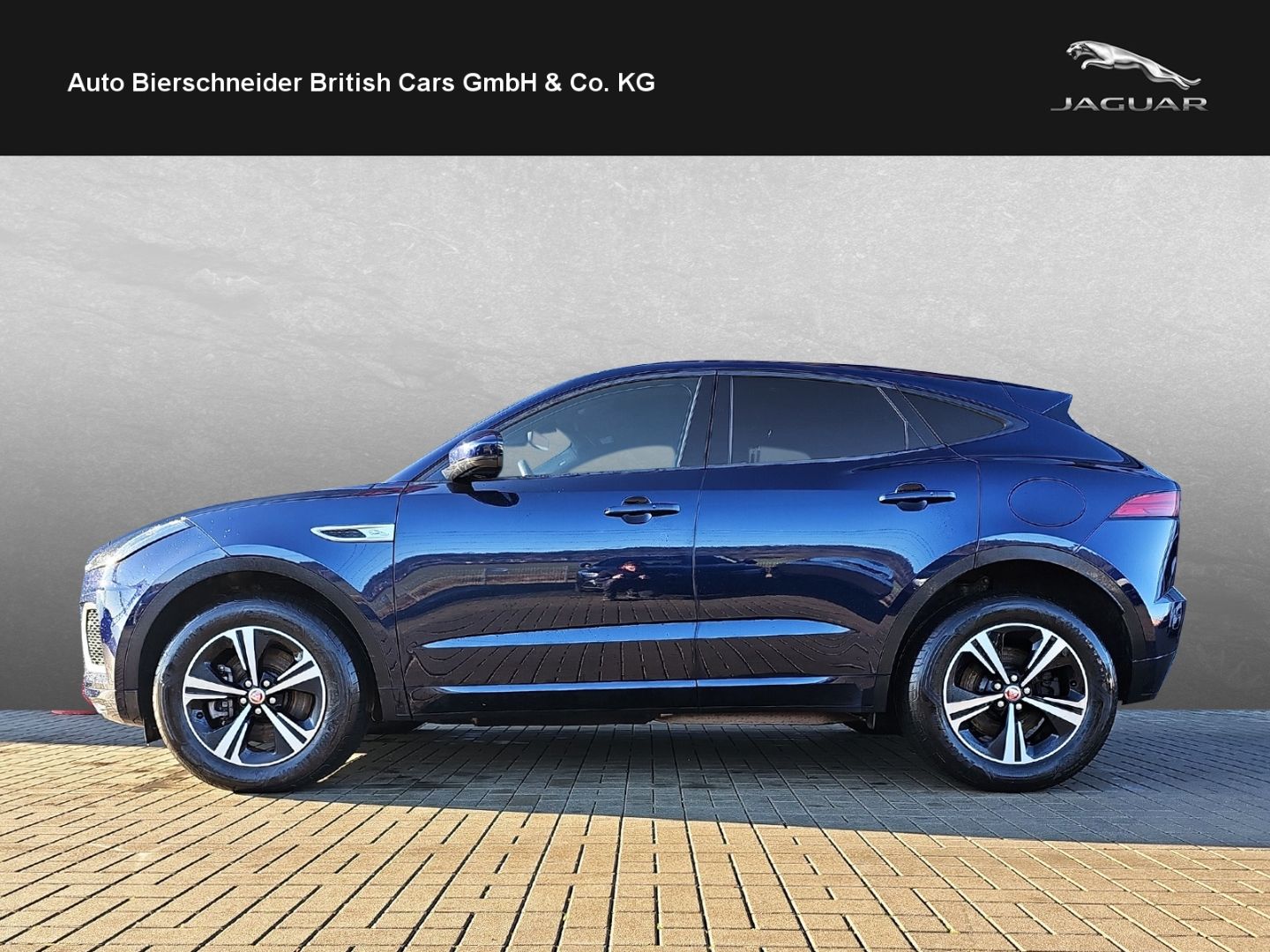 Jaguar E-Pace P300e R-Dynamic S