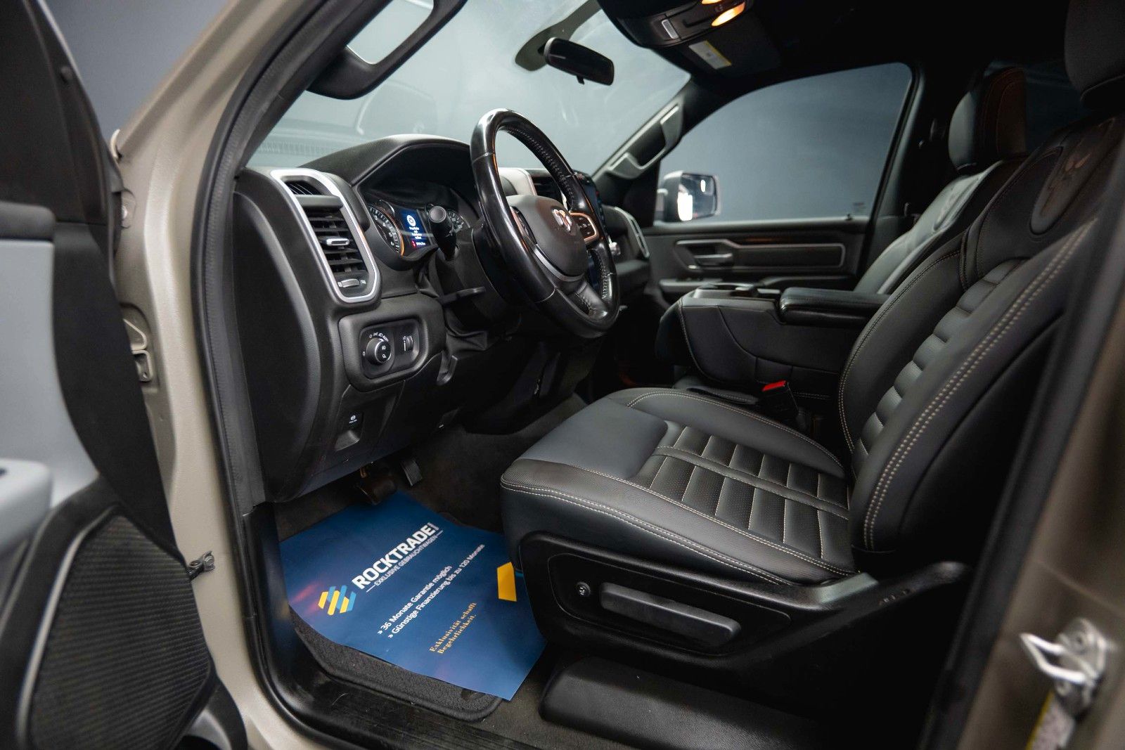 Dodge RAM 5.7 V8 HEMI 4x4 OFFROAD LONGBED RAPTOR Style
