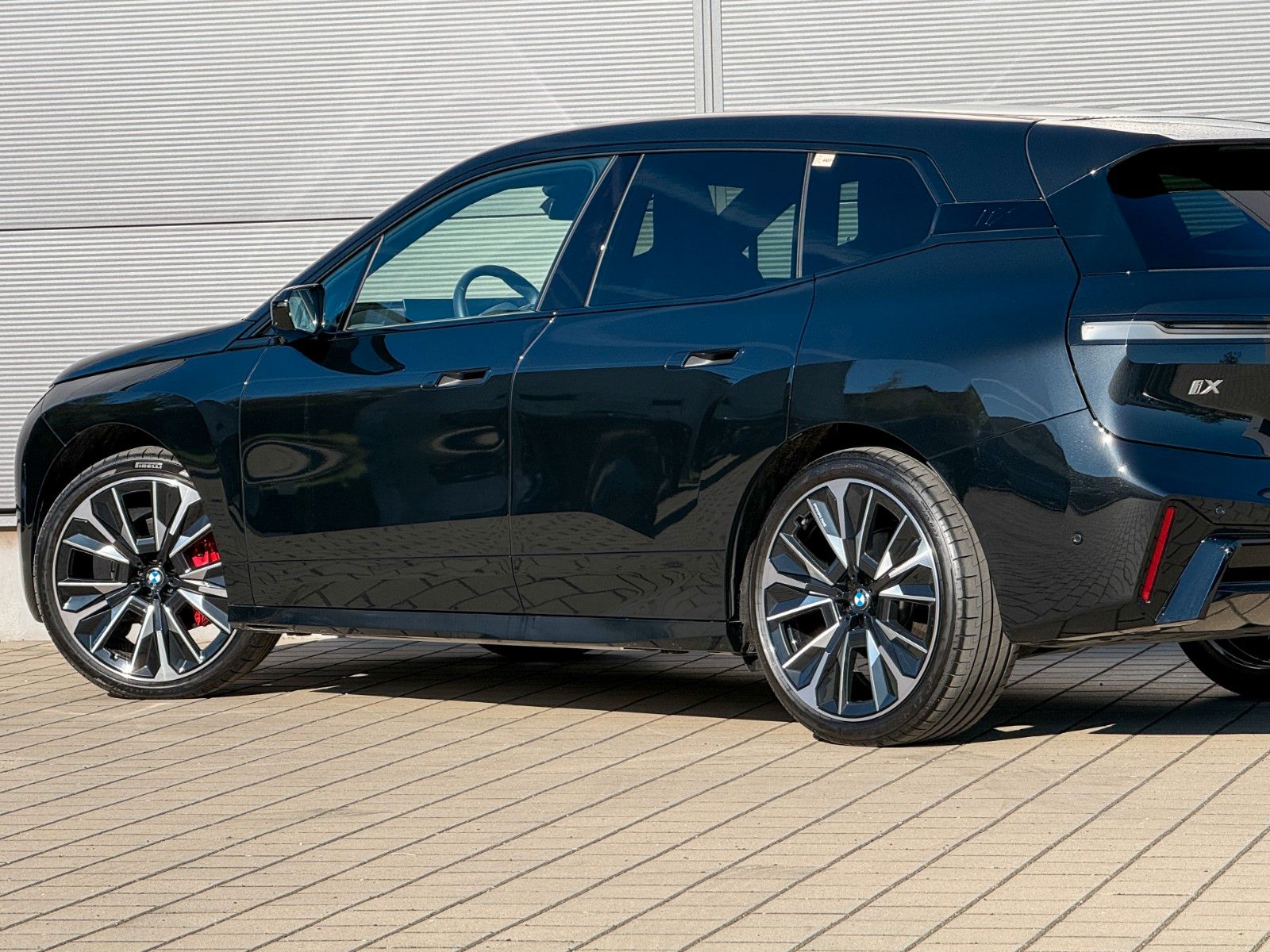 BMW iX 60 xDrive M Sport*Integral*2-Achs*Pano*B&W*