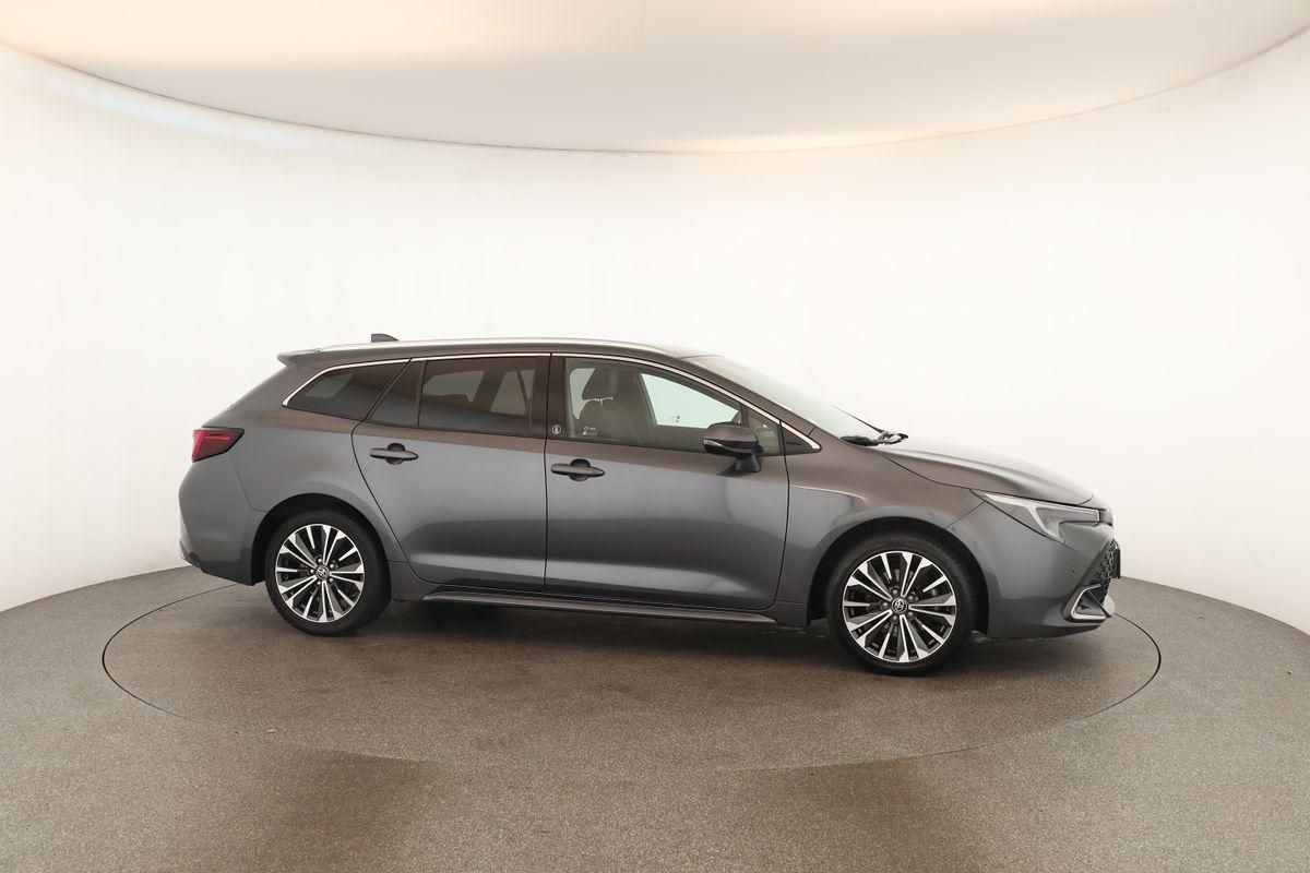 Toyota Corolla Touring Sports 2.0 CVT Team D Navi Kam