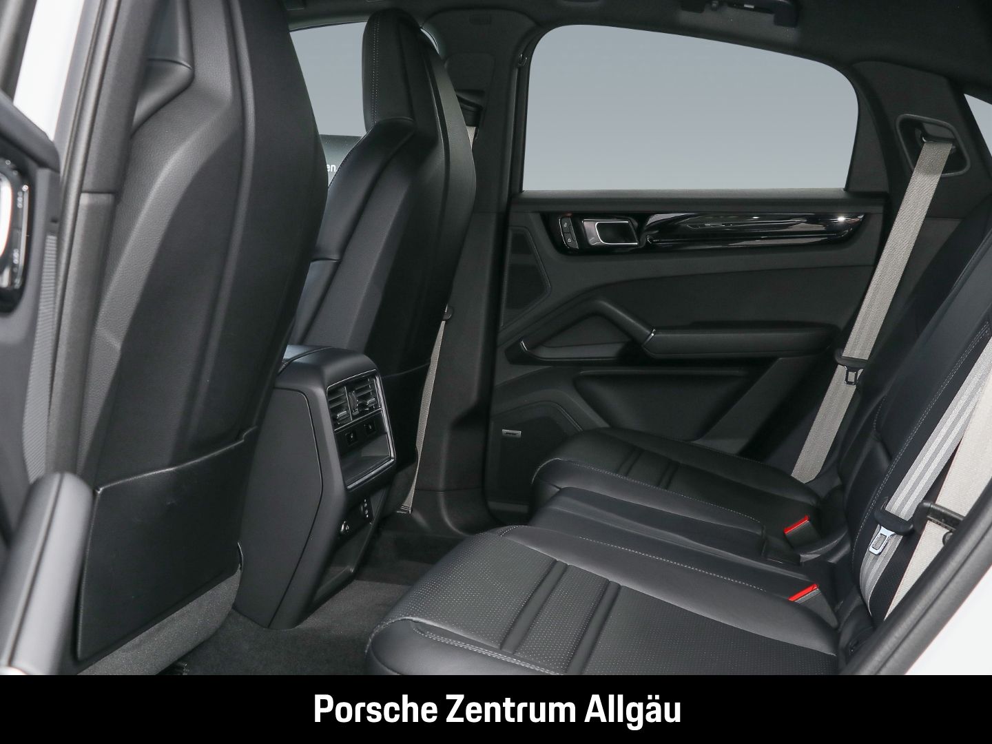 Porsche Cayenne S Coupe Platinum Edition HA-Lenkung BOSE