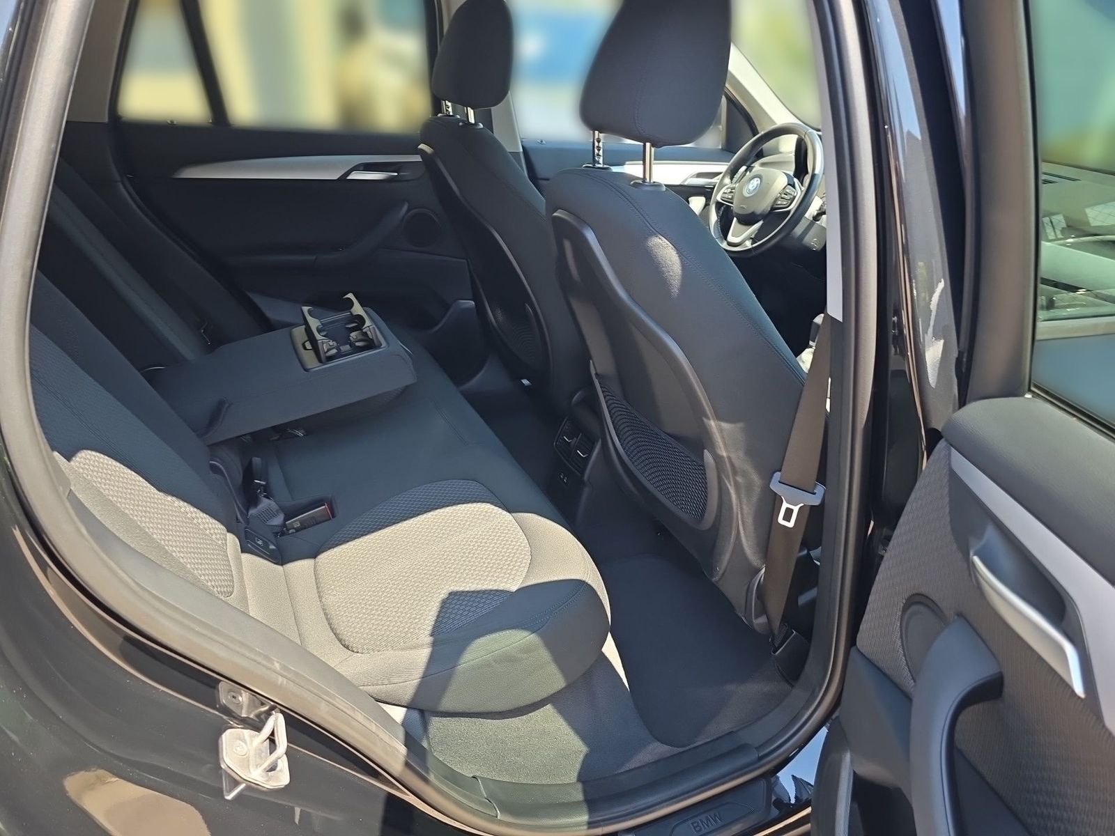 BMW X1 xDrive25e - Samsaru's Car Outlet