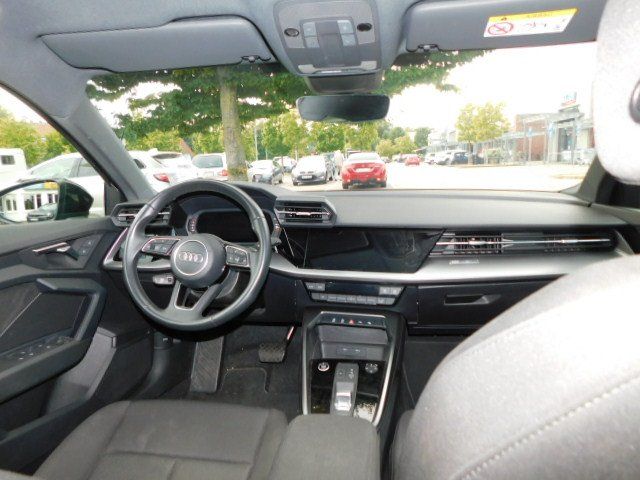 Audi A3 30 TFSI Sportback S tronic advanced