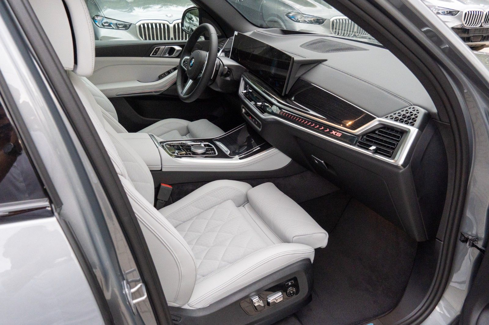 BMW X5 30d M SPORT.LUFTF.PANO.AHK.DR.ASS.H/K.HUD.360