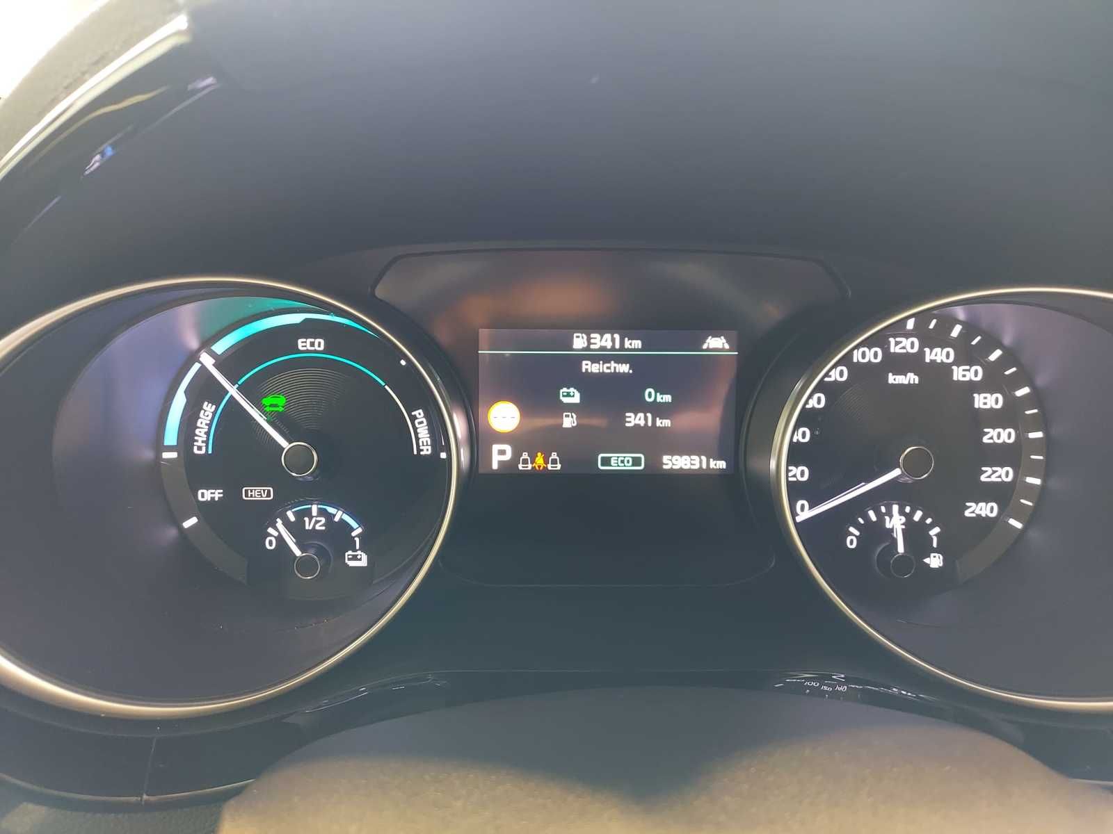 Kia Xceed 1.6 Plug-in Hybrid Vision - Samsaru's Car Outlet