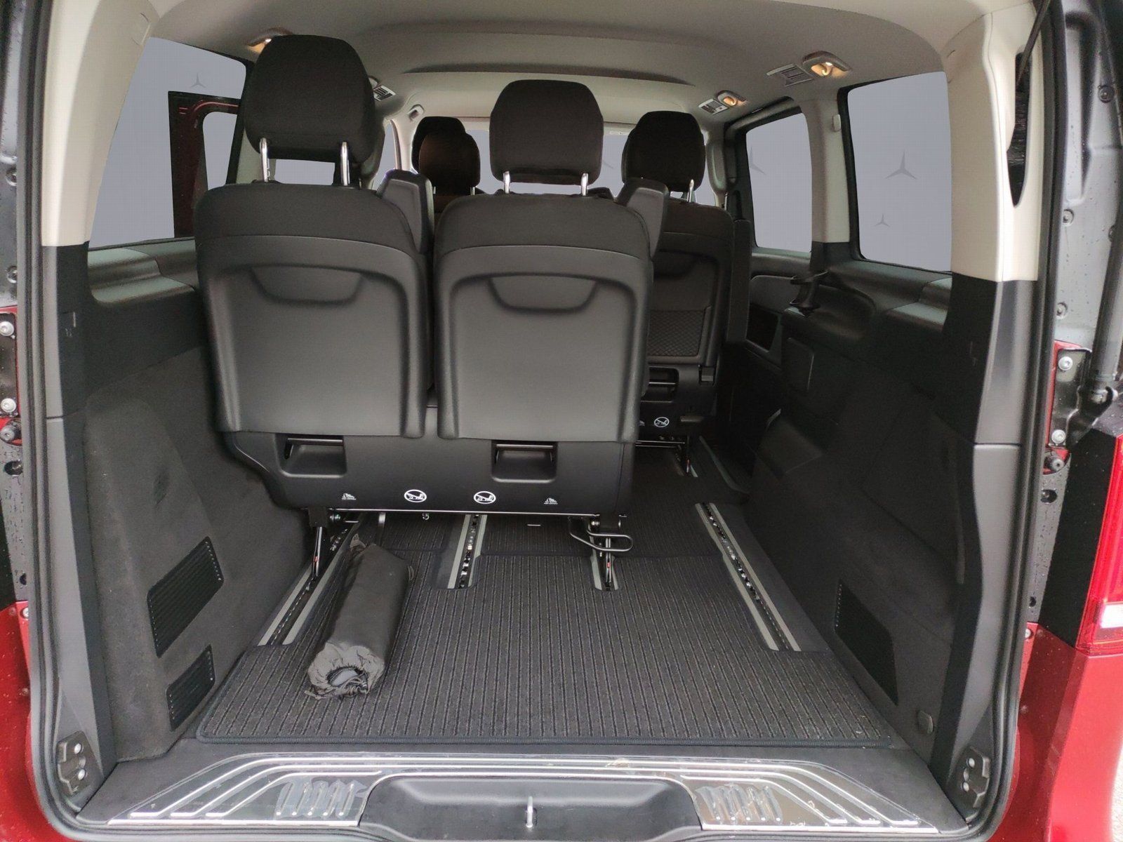 Mercedes-Benz V 220 d ED Lang - Samsaru's Car Outlet
